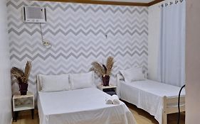 Quarto triplo com banheiro em Pousada e Restaurante